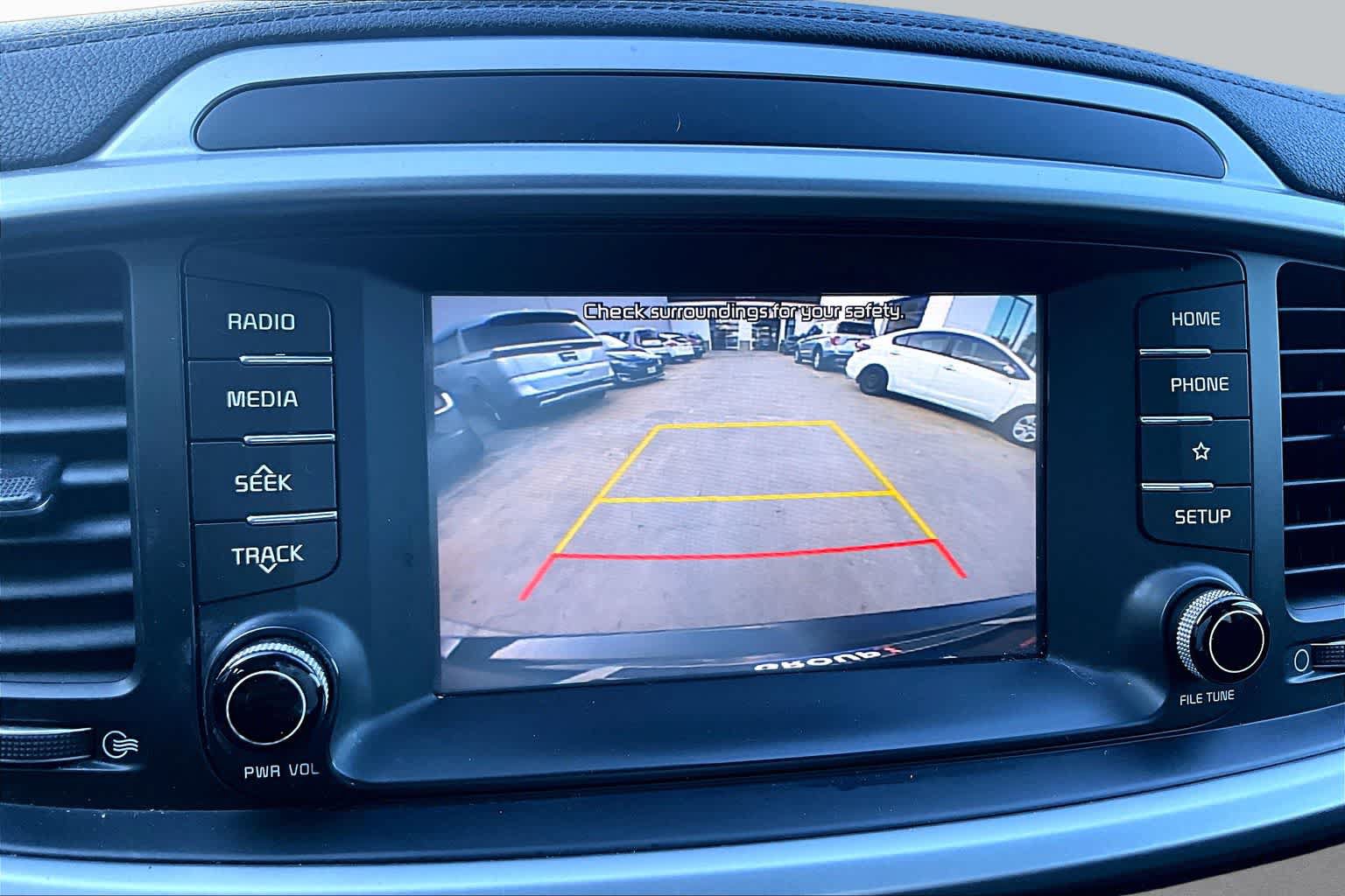 Used 2019 Kia Sorento L FWD image 28
