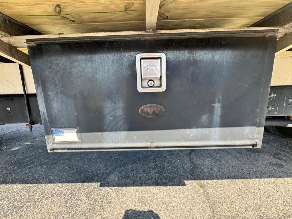 Used 2021 Ford F750 2WD Regular Cab Super Duty image 31