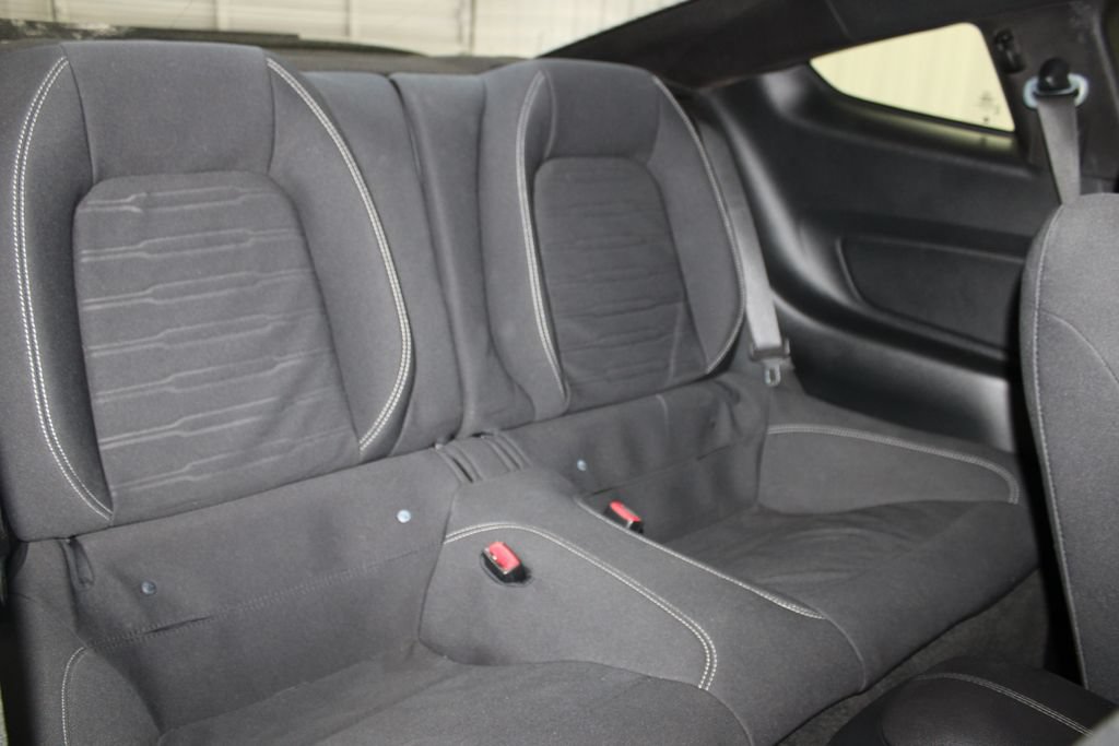 Used 2017 Ford Mustang GT RWD image 28