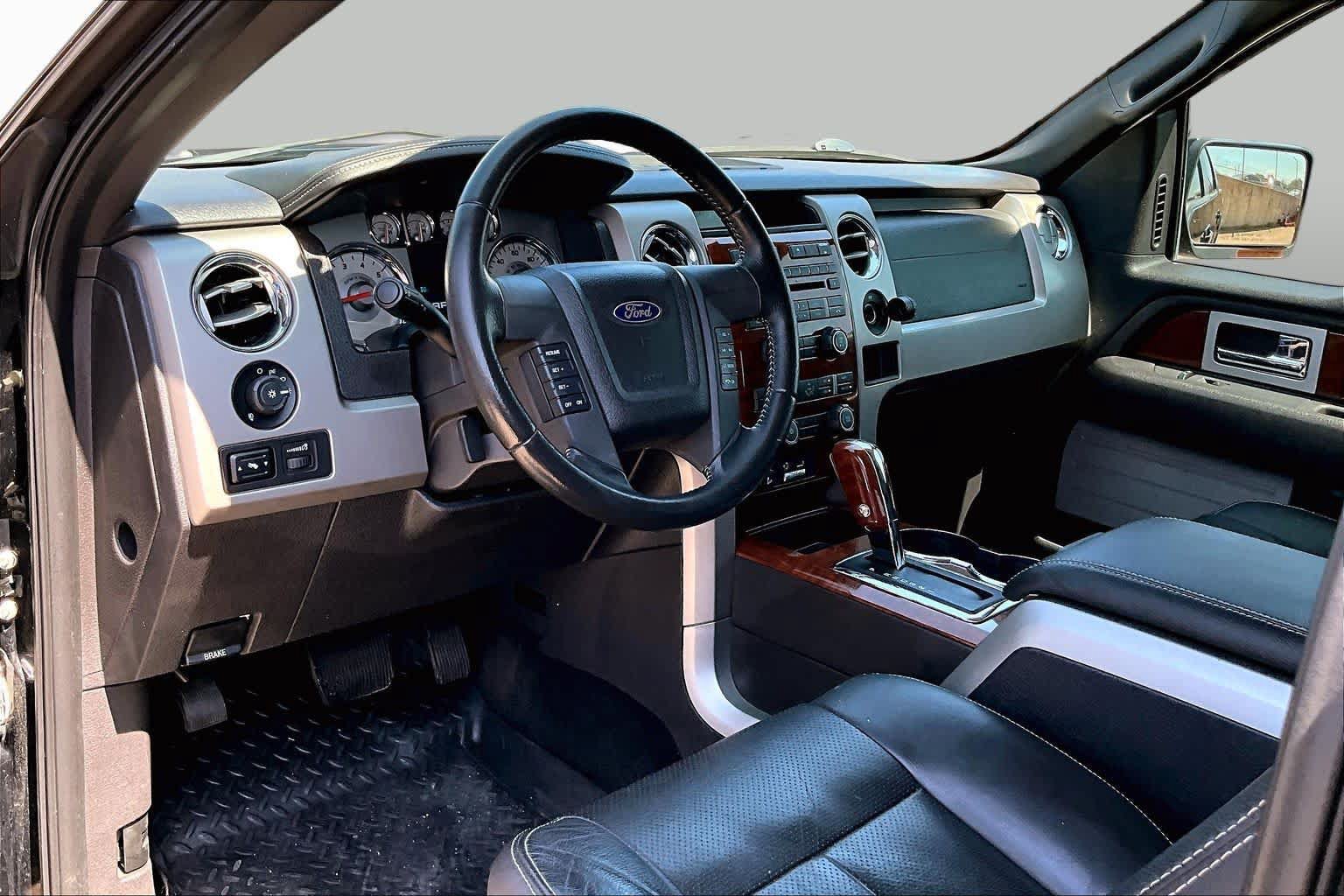 Used 2010 Ford F150 XLT AWD/4WD image 17