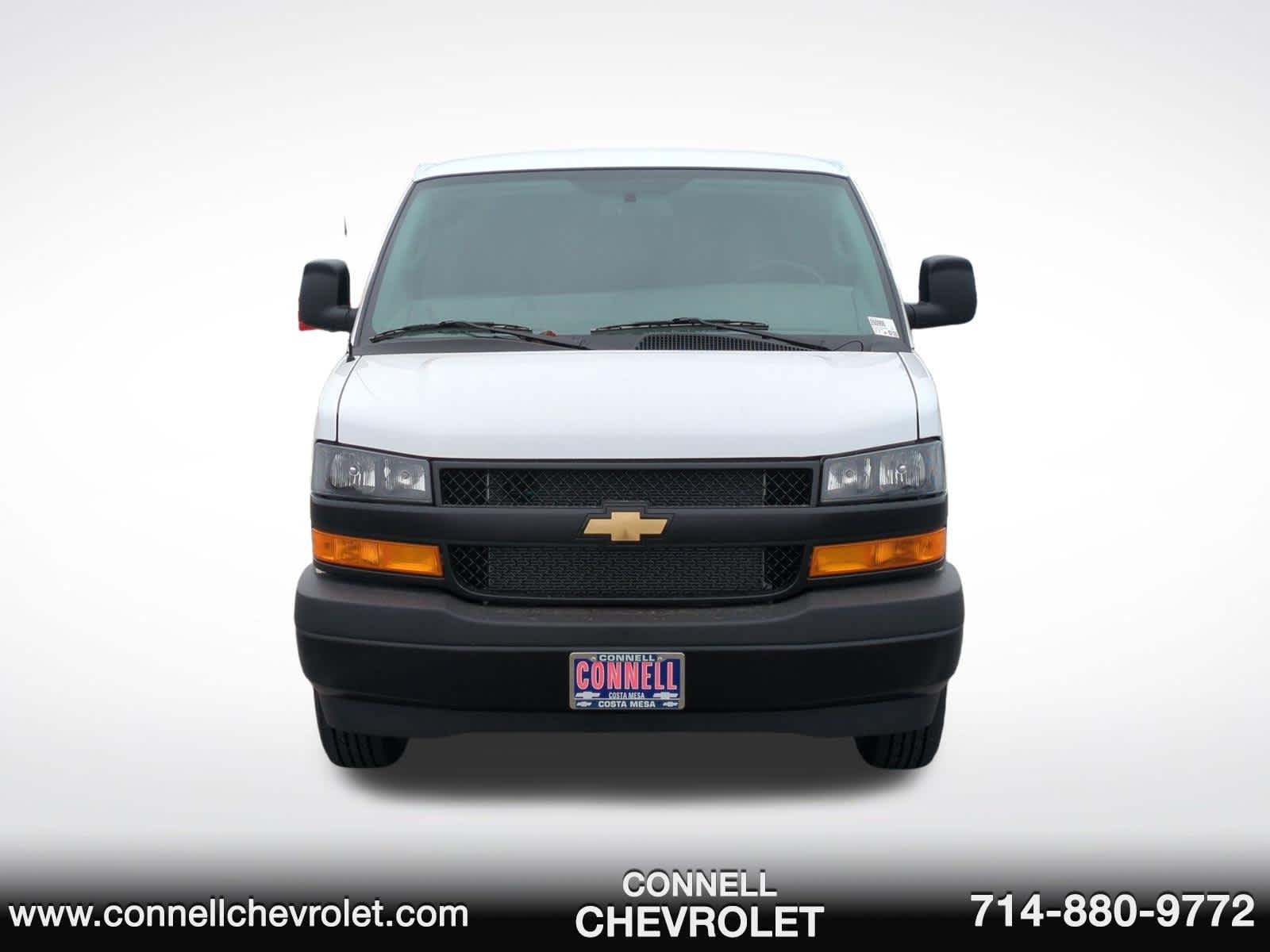 New 2026 Chevrolet Express 2500 Extended RWD image 2
