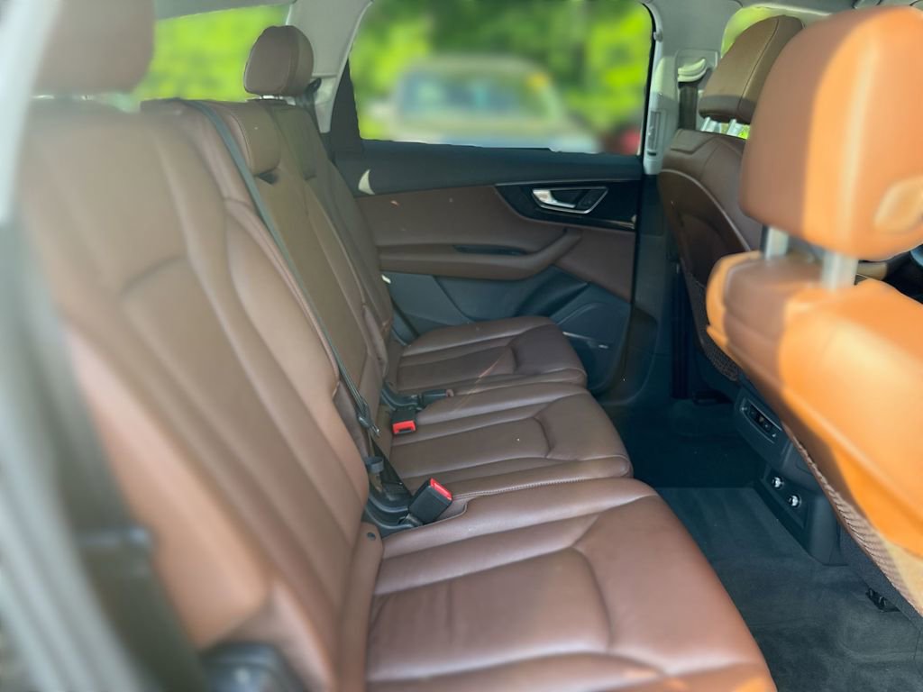 Used 2019 Audi Q7 3.0T Premium Plus AWD/4WD image 24