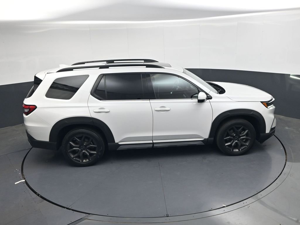 Used 2023 Honda Pilot Elite image 24