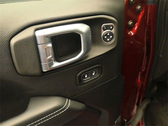 Used 2021 Jeep Wrangler Unlimited Sahara w/ Cold Weather Group image 13