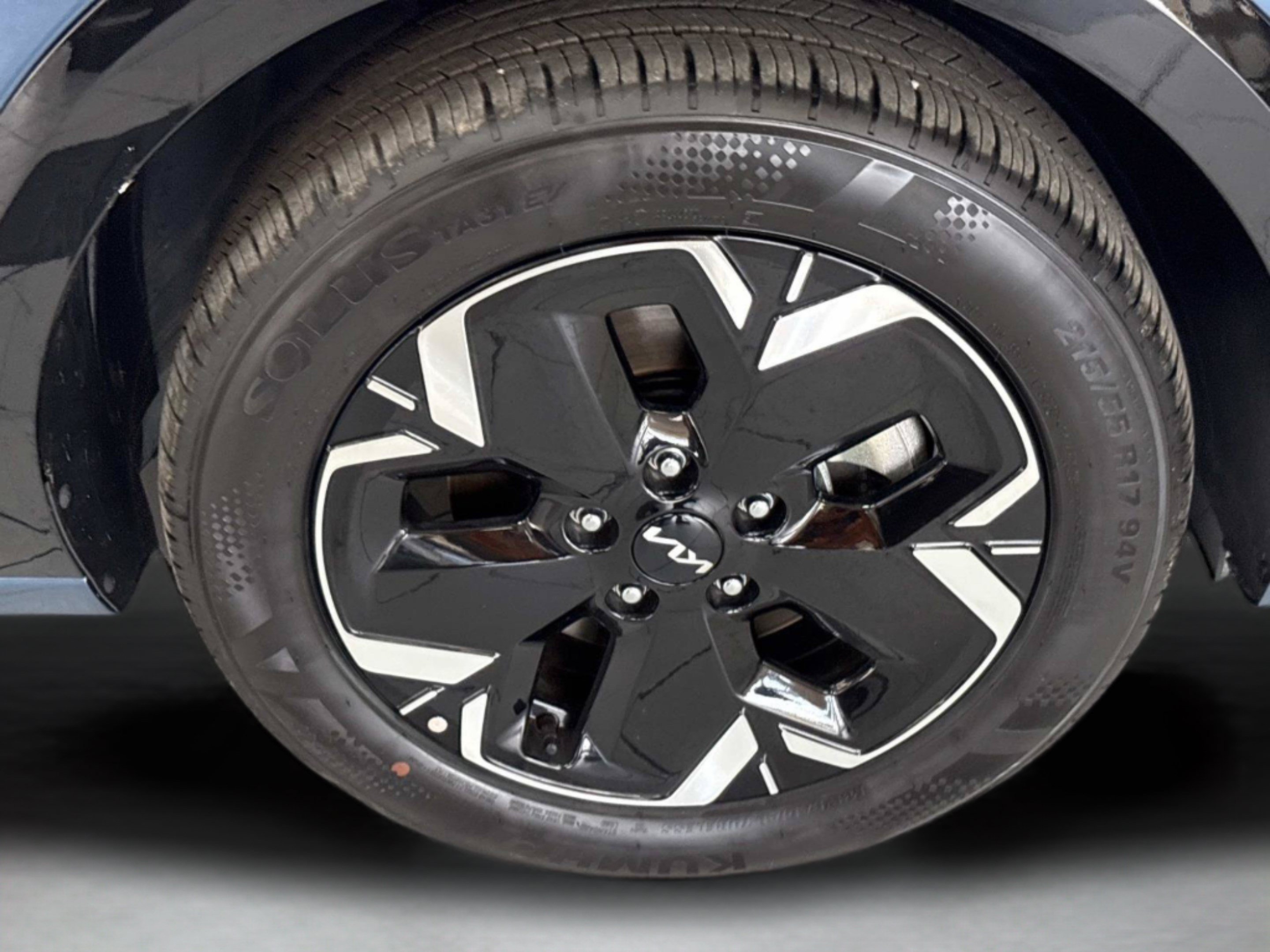 New 2026 Kia Niro Wind FWD image 30
