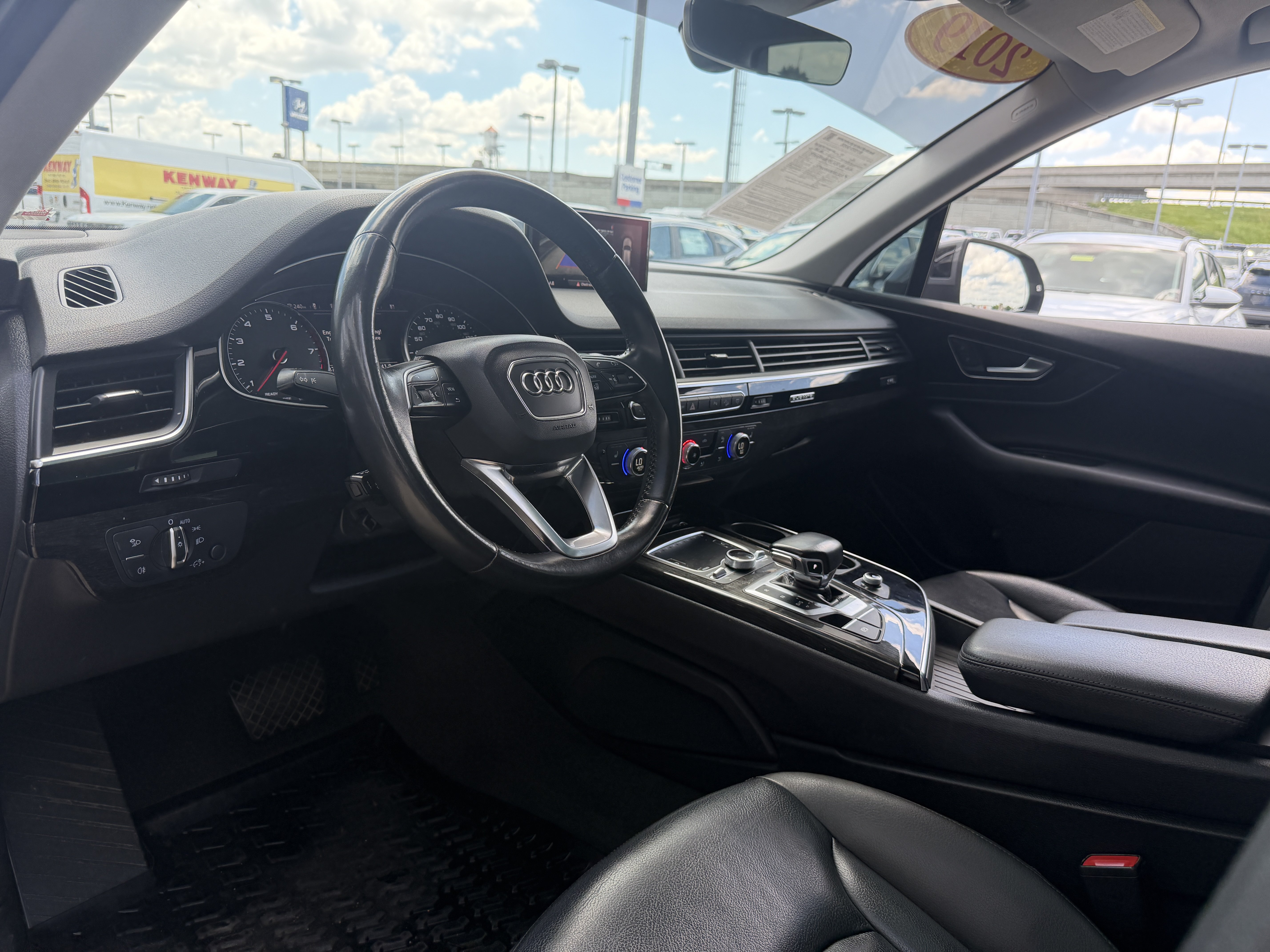 Used 2019 Audi Q7 3.0T Premium w/ Convenience Package AWD/4WD image 30
