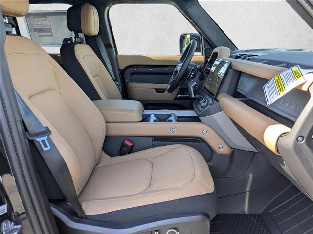 New 2026 Land Rover Defender 130 V8 AWD/4WD image 17