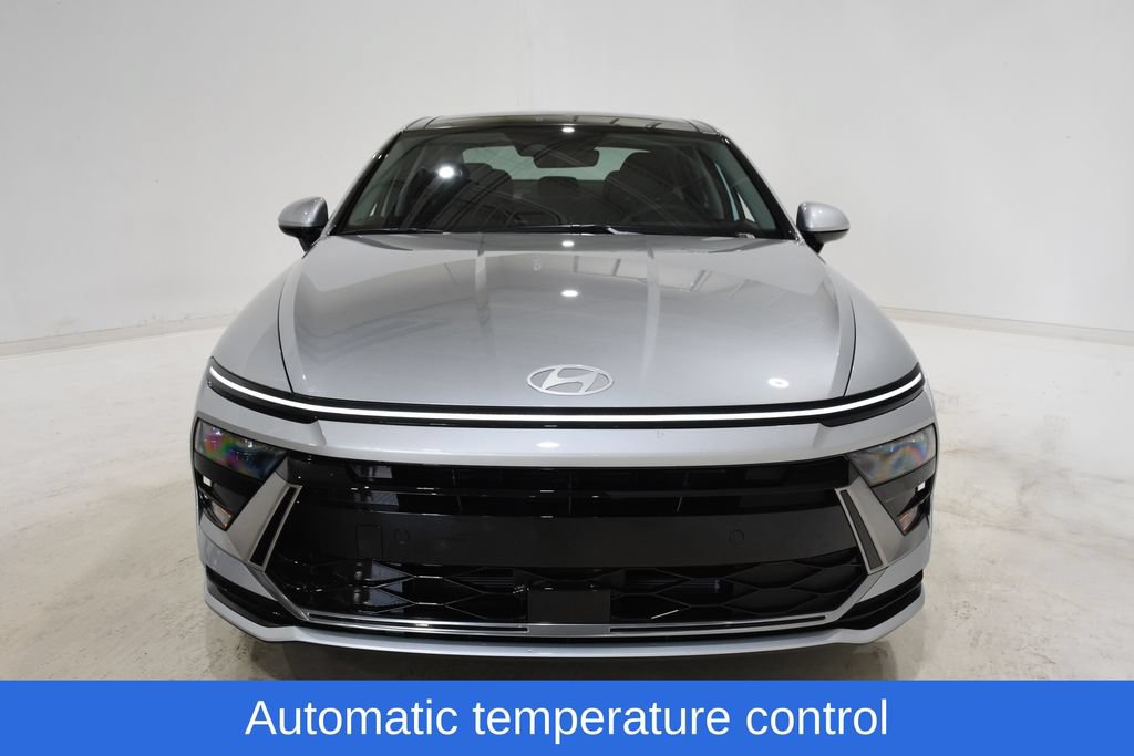 New 2026 Hyundai Sonata SEL FWD image 2