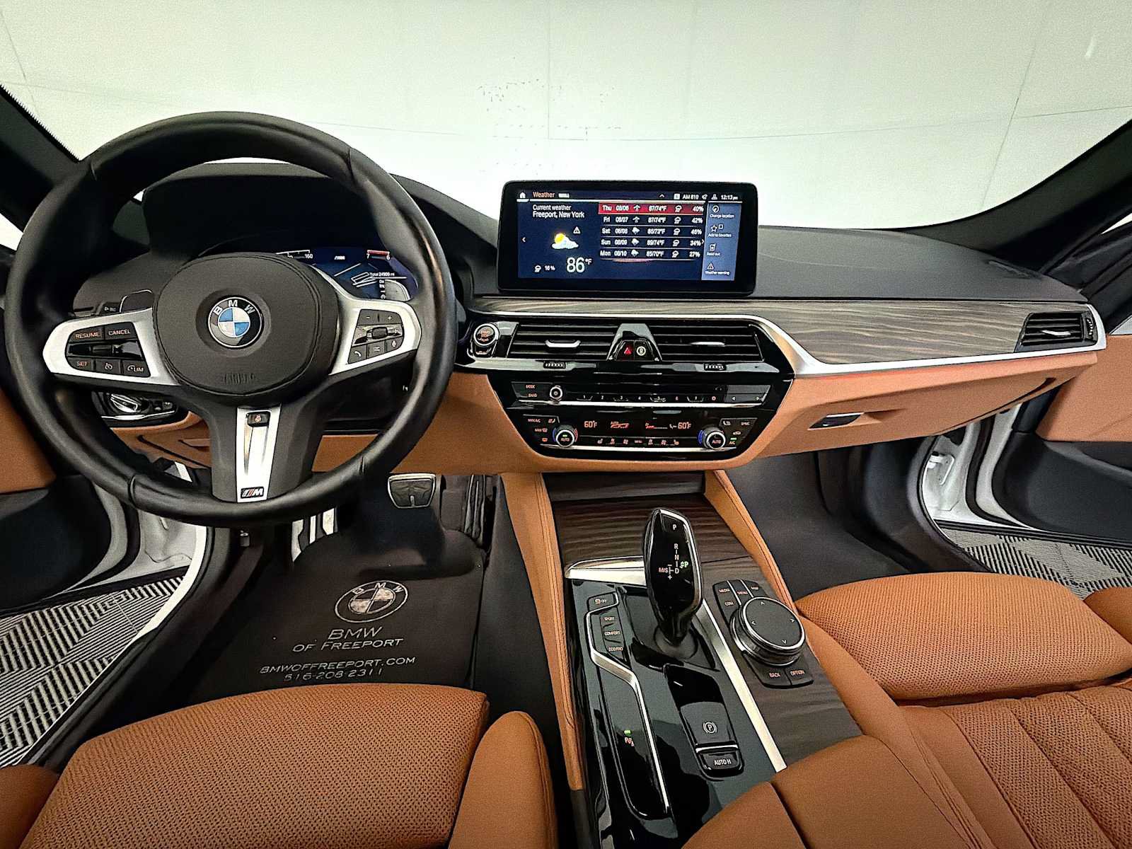 Used 2023 BMW 530i xDrive w/ M Sport Package AWD/4WD image 17