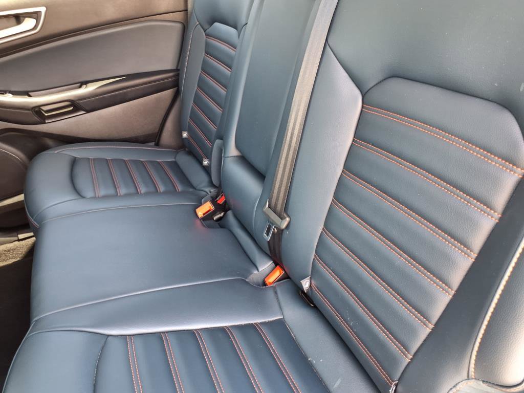 Used 2023 Ford Edge SEL w/ Sport Appearance Package image 7