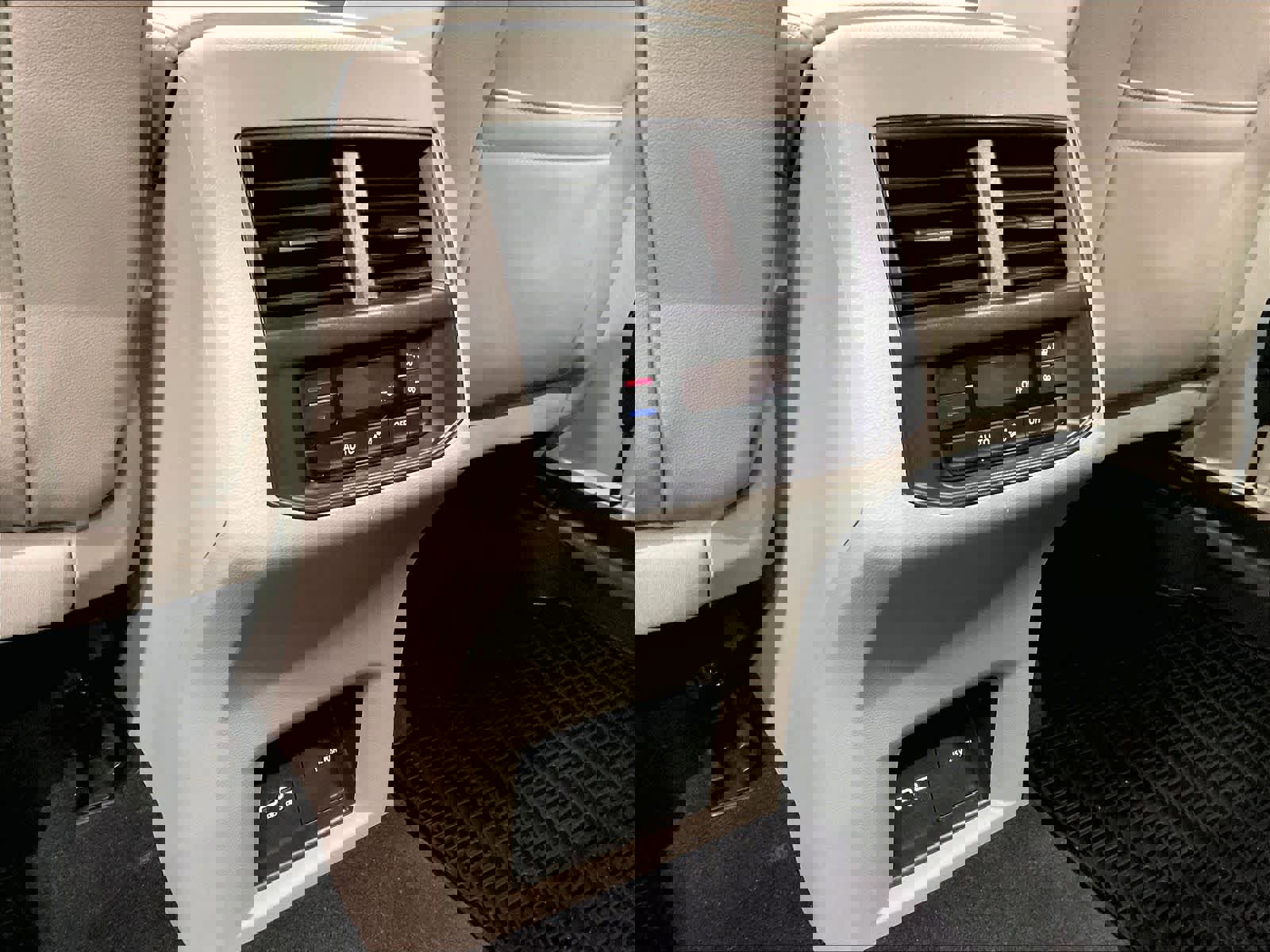 Used 2022 Volkswagen Atlas SE image 35