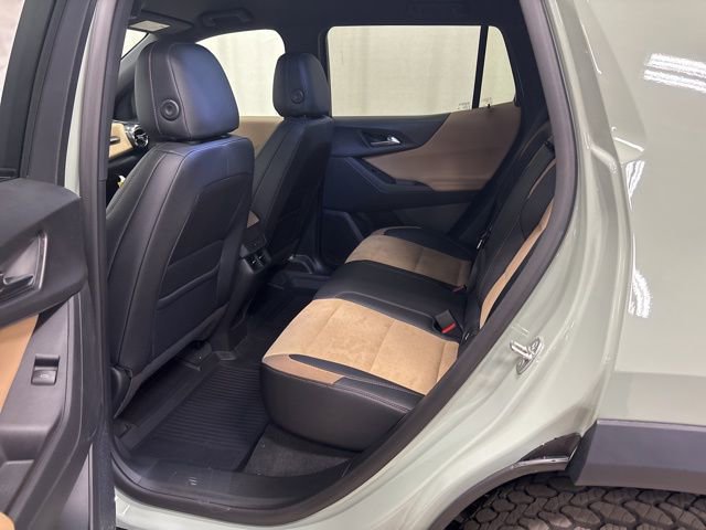 New 2026 Chevrolet Equinox ACTIV w/ Convenience Package III image 18