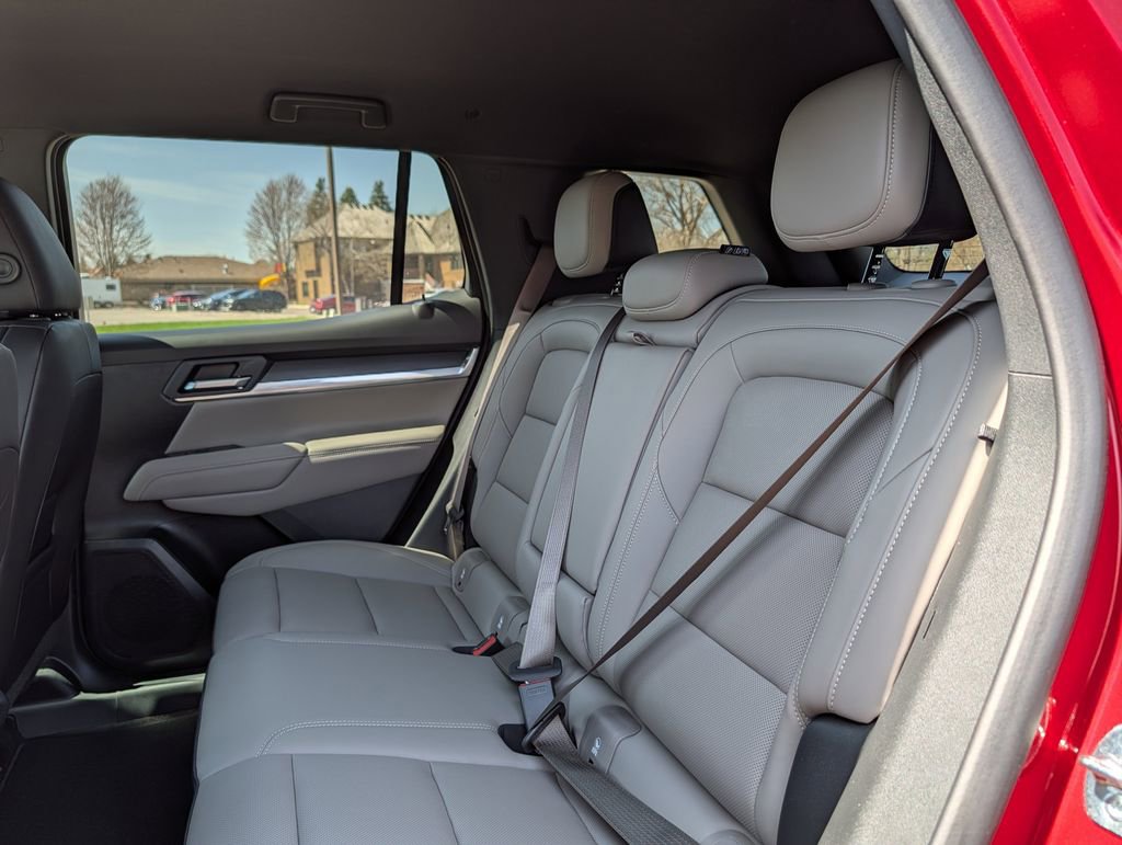 New 2026 GMC Terrain Elevation w/ Elevation Premium Package AWD/4WD image 32