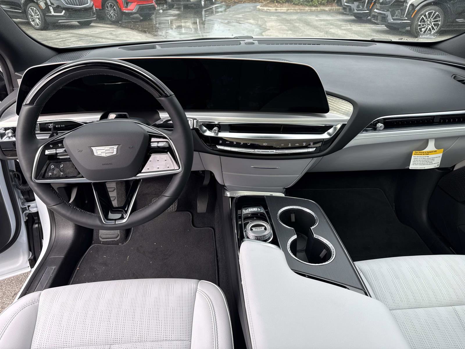 New 2026 Cadillac Lyriq Luxury image 18