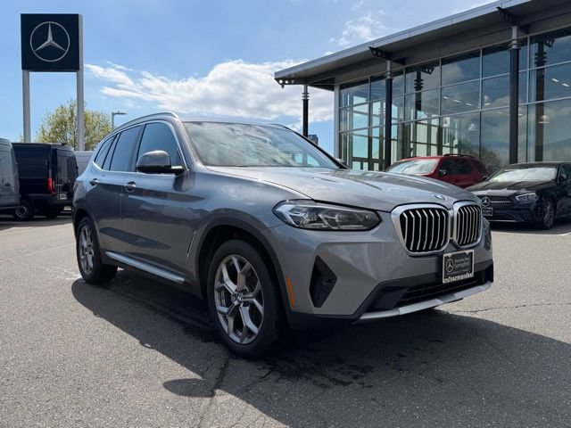 Used 2023 BMW X3 xDrive30i w/ Premium Package AWD/4WD image 1