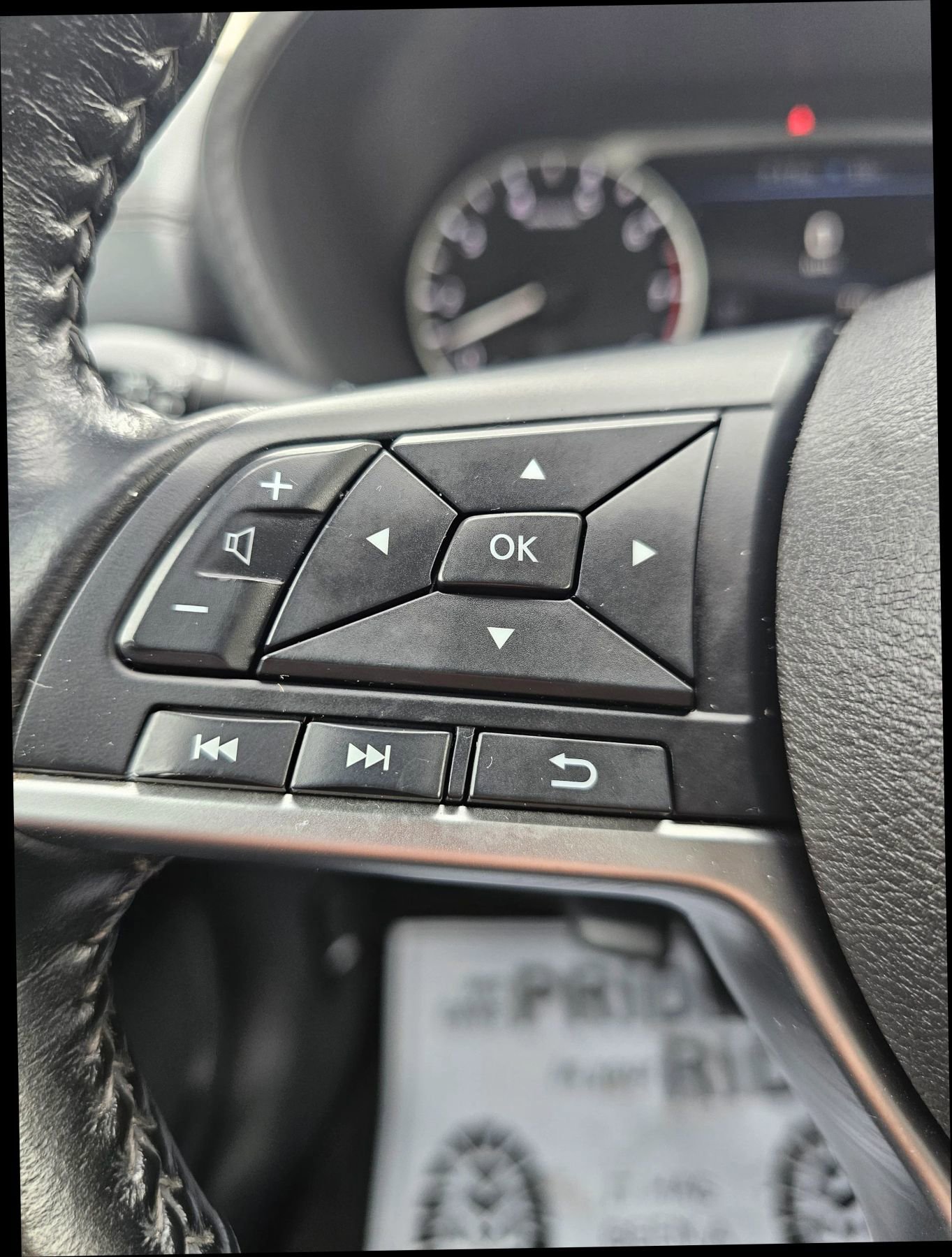 Used 2022 Nissan Sentra SV image 16