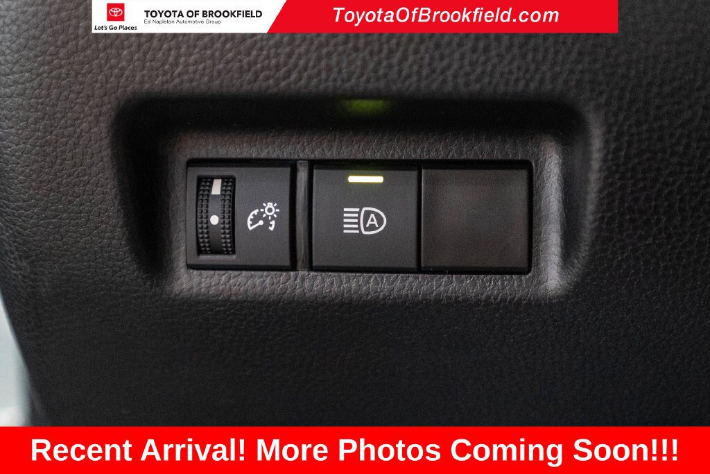 Certified 2023 Toyota RAV4 XLE AWD/4WD image 19