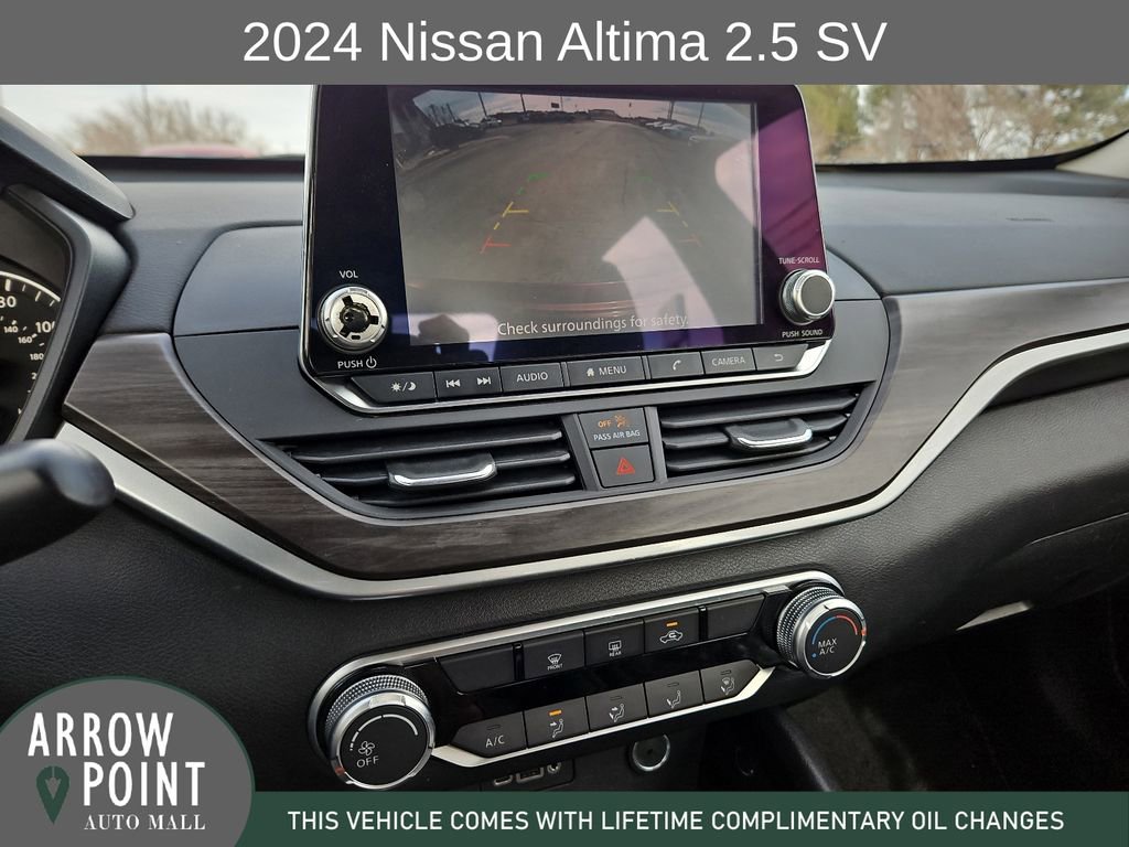Used 2024 Nissan Altima 2.5 SV image 24