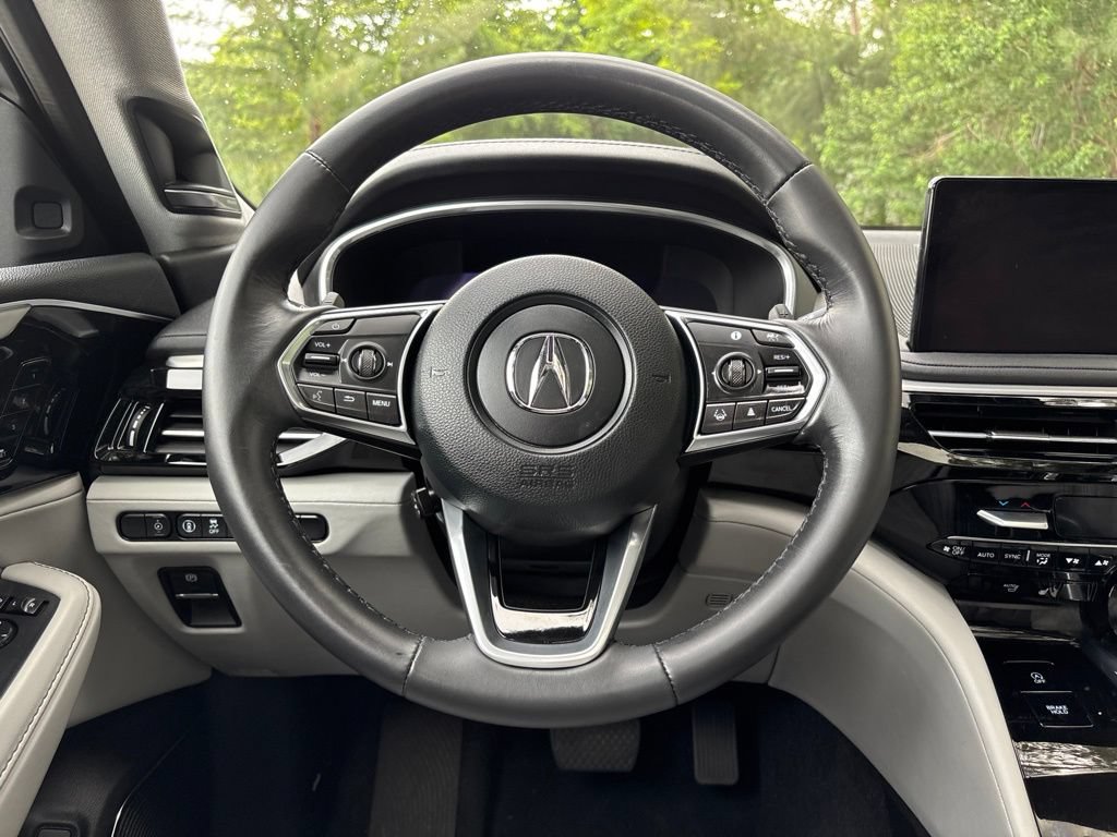 Used 2025 Acura MDX w/ Technology Package FWD image 24