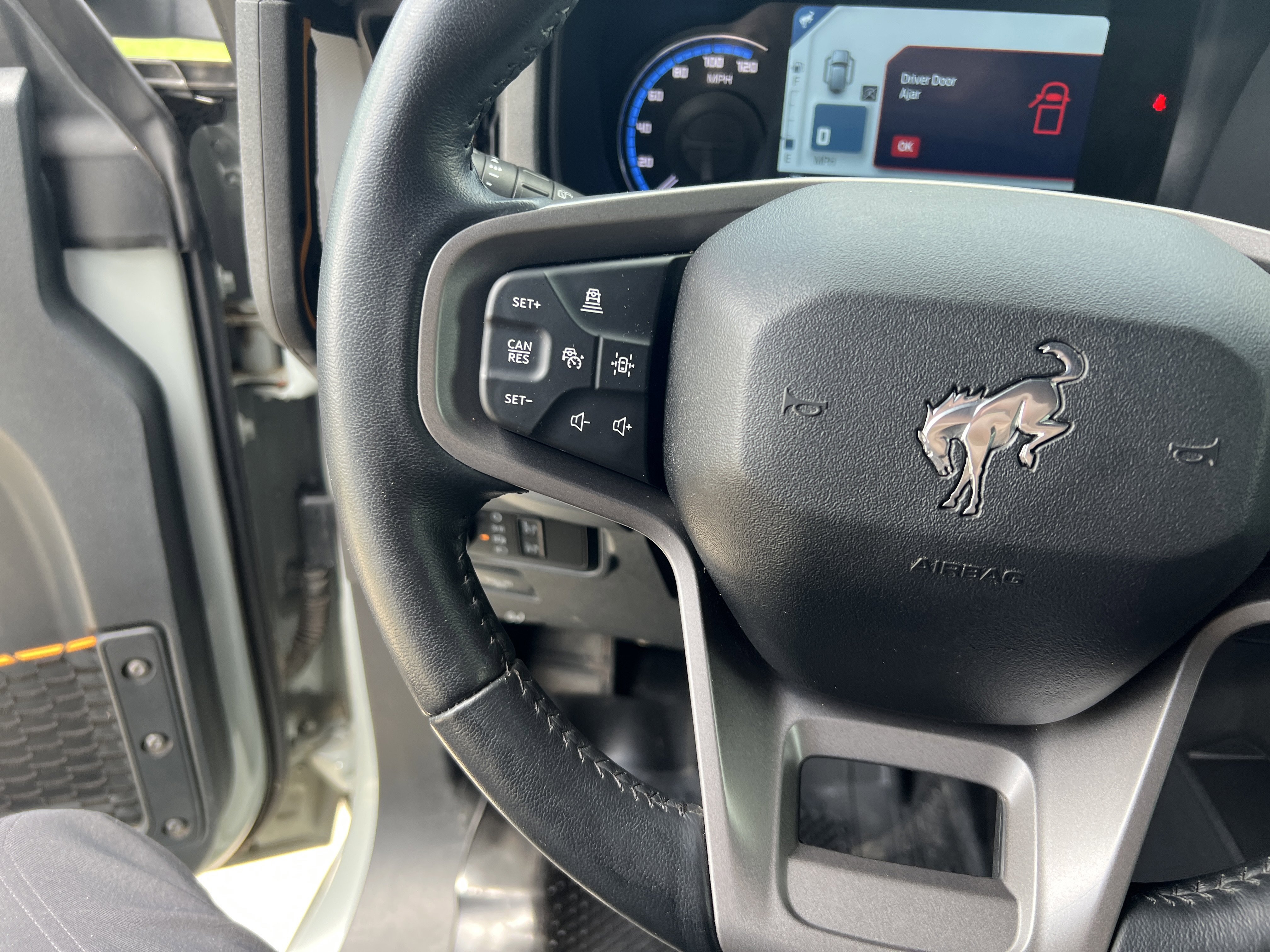 Used 2024 Ford Bronco Badlands AWD/4WD image 17