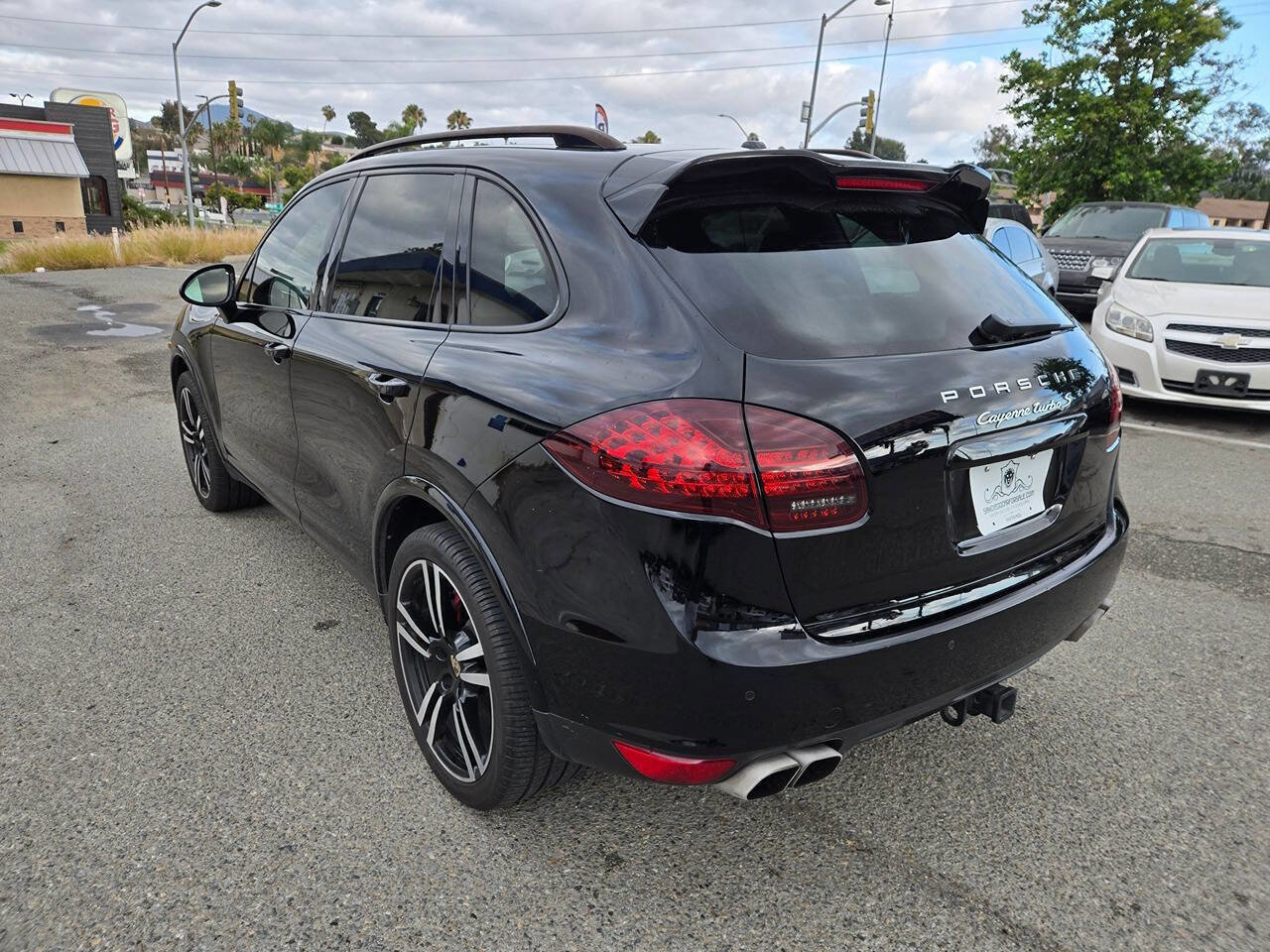 Used 2014 Porsche Cayenne Turbo S AWD/4WD image 17