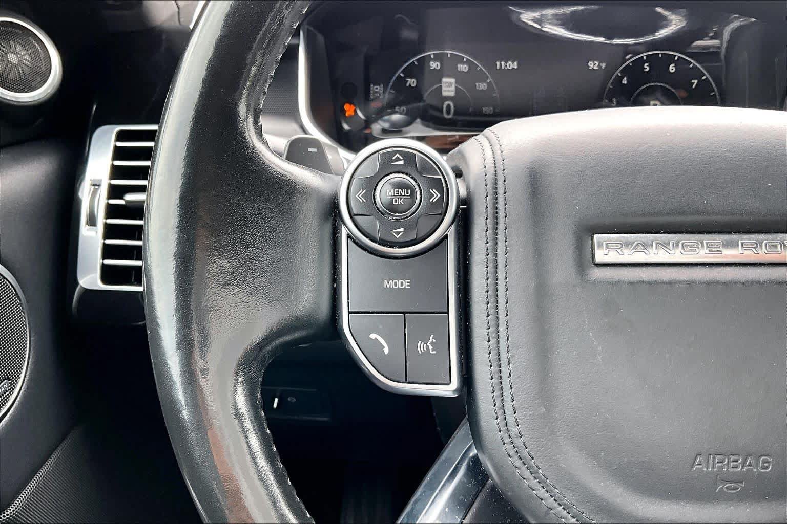 Used 2017 Land Rover Range Rover HSE AWD/4WD image 24