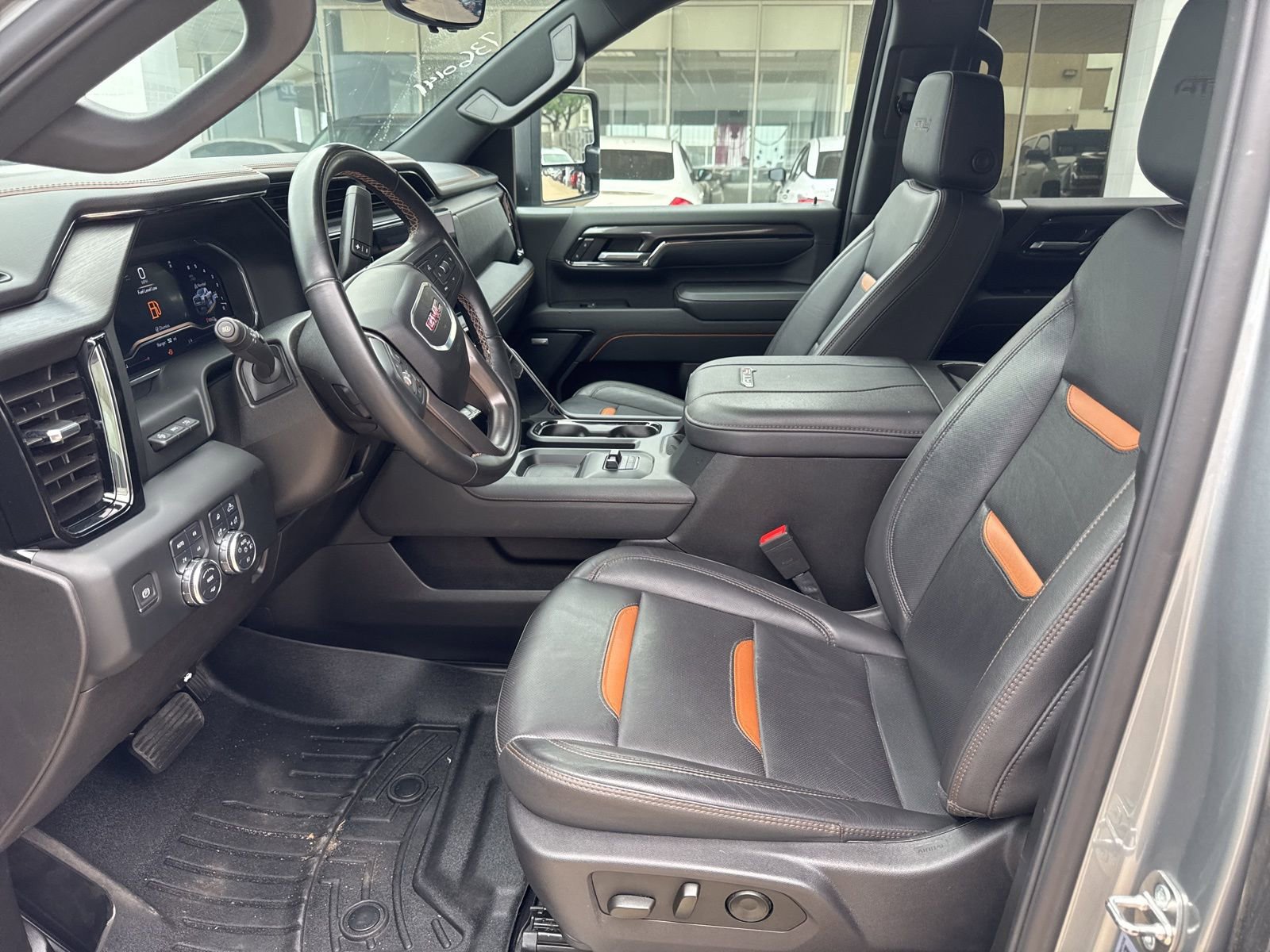 Used 2024 GMC Sierra 2500 AT4 w/ AT4 Premium Plus Package image 12