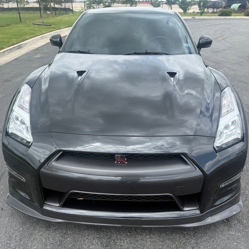 Used 2012 Nissan GT-R Black Edition AWD/4WD image 5
