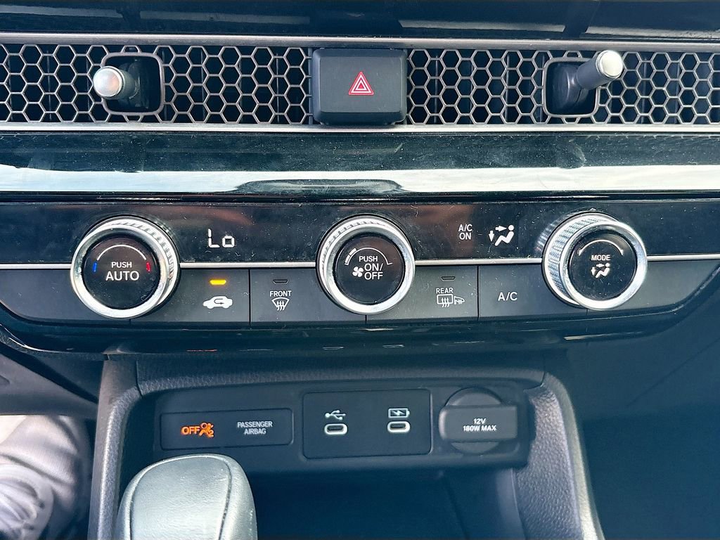 Used 2025 Honda Civic Sport image 15