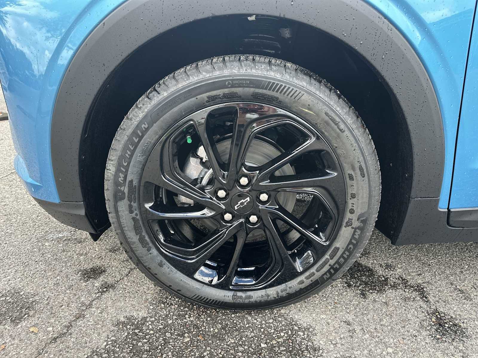 New 2027 Chevrolet Bolt RS w/ Technology Package image 12