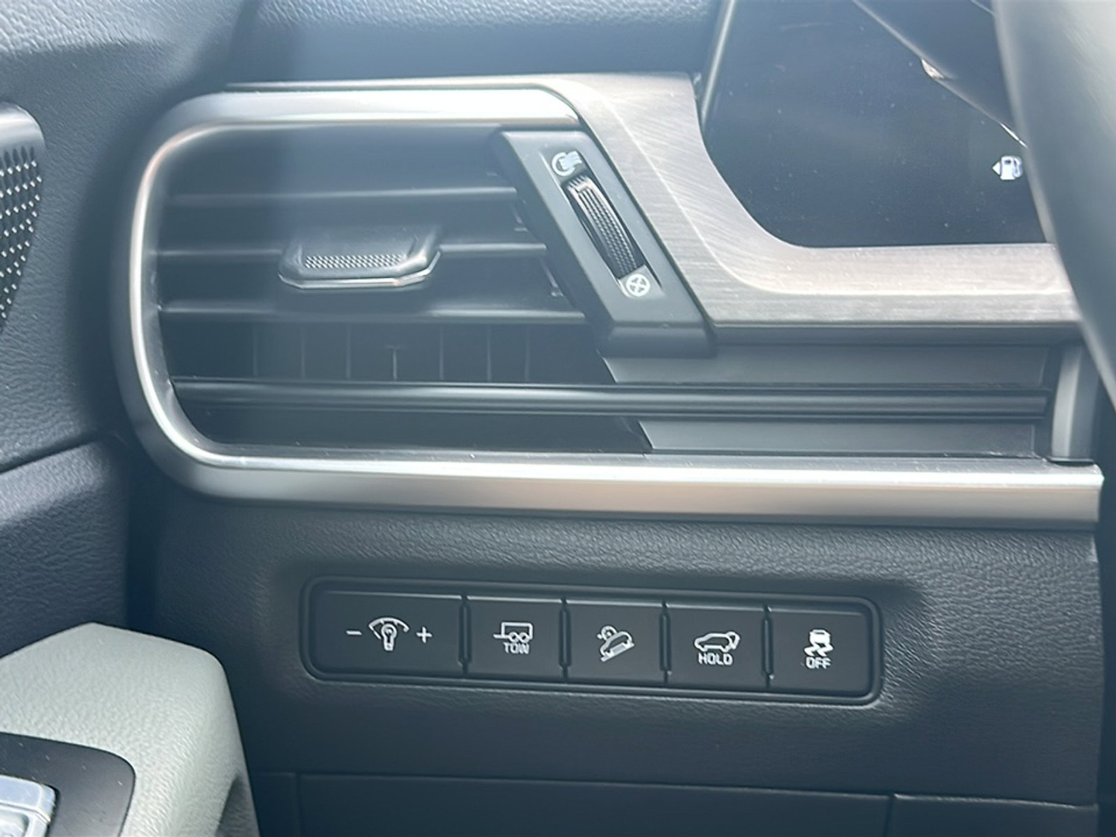 Used 2024 Kia Telluride EX X-Line image 39