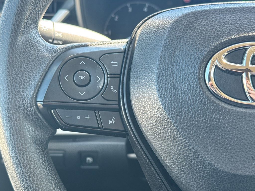 Used 2024 Toyota Corolla LE image 18