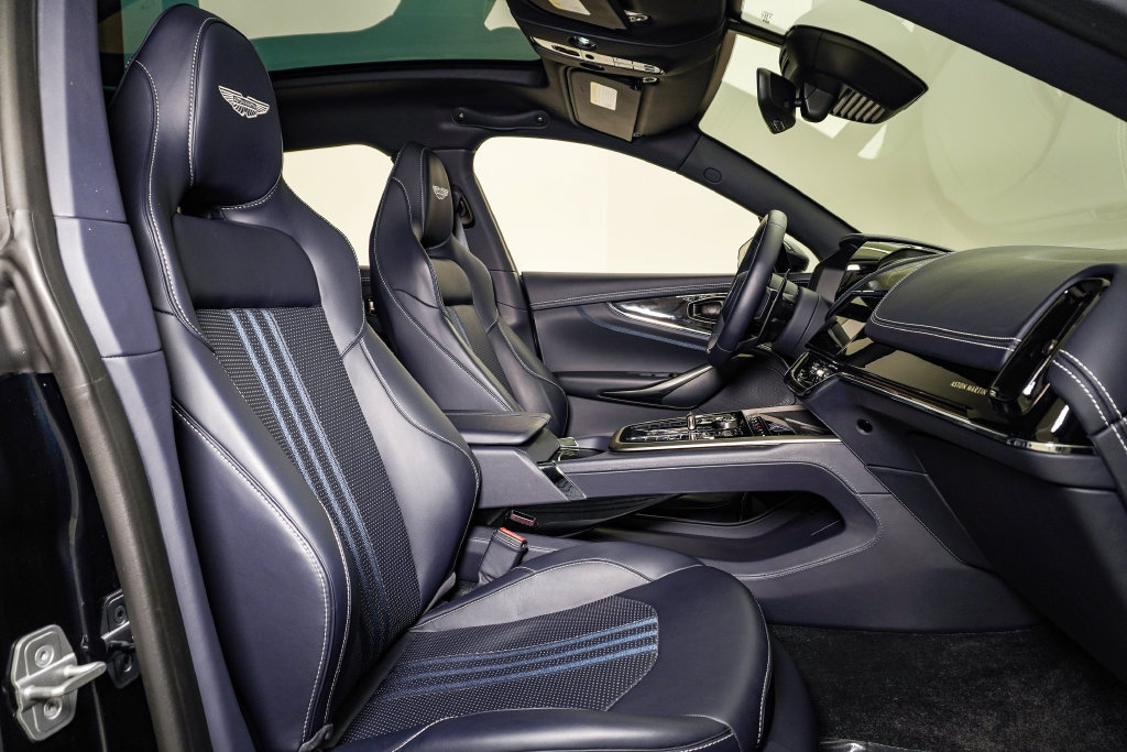 Used 2025 Aston Martin DBX 707 AWD/4WD image 18