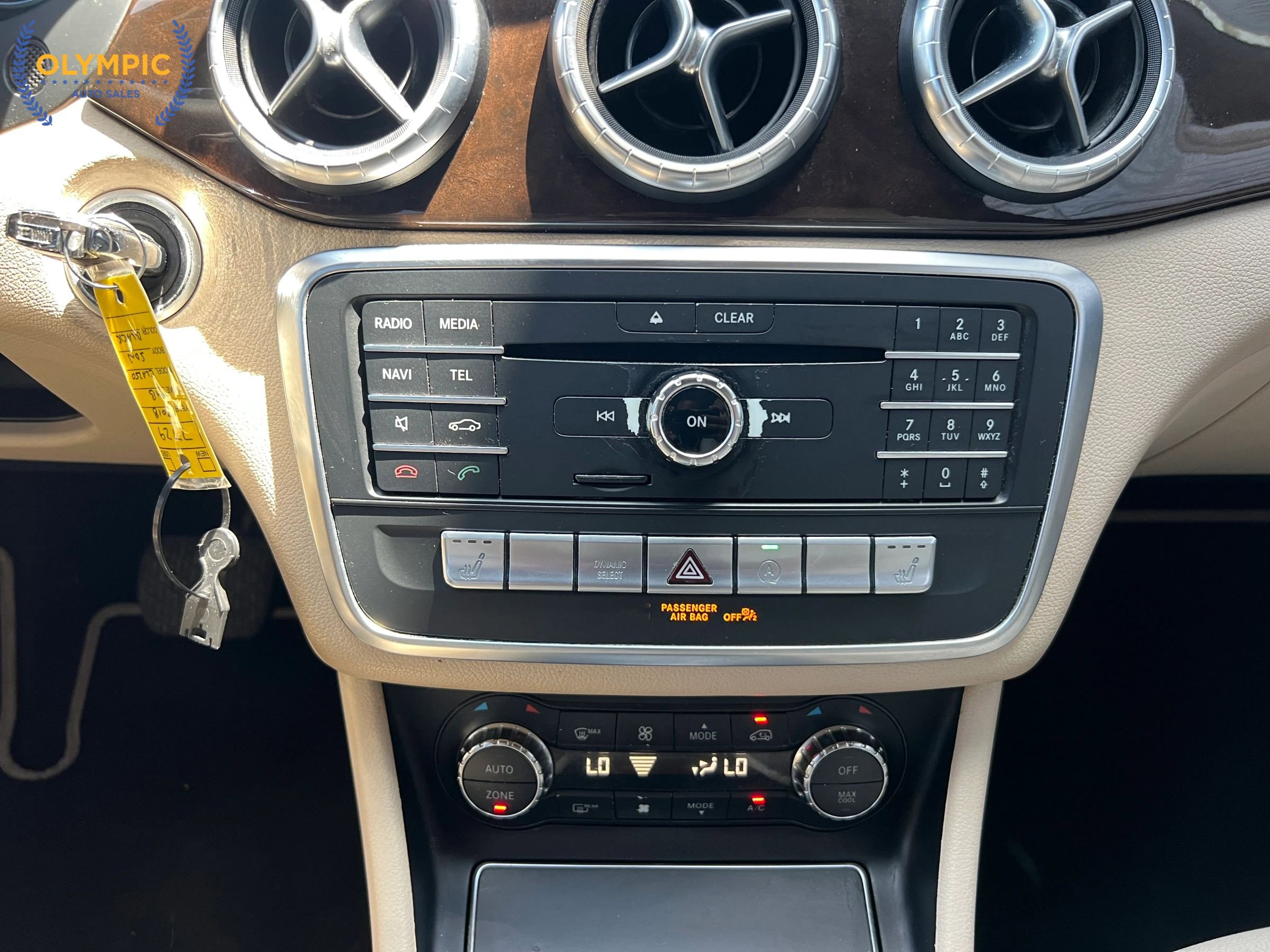 Used 2018 Mercedes-Benz CLA 250 w/ Convenience Package image 32