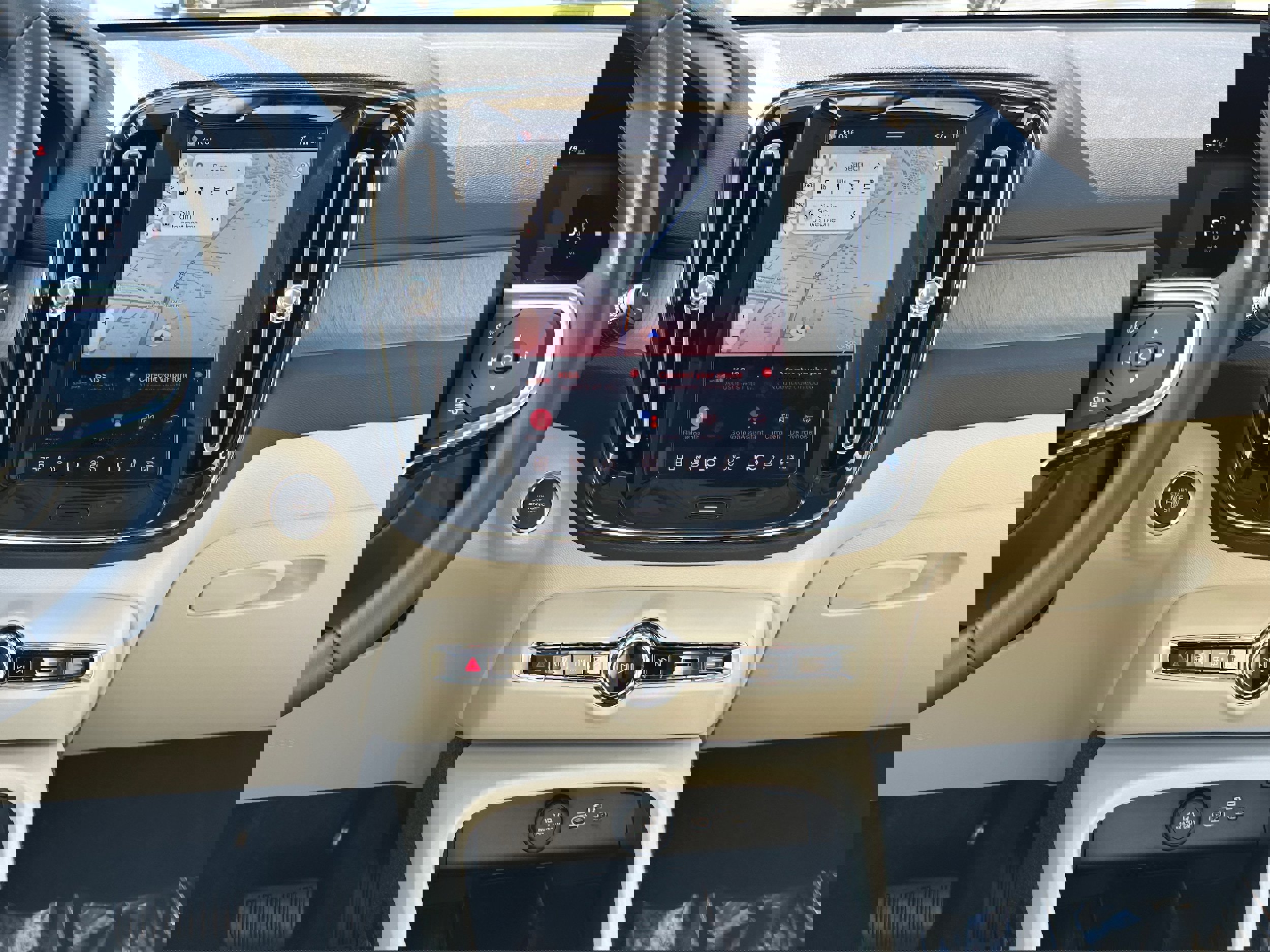 New 2026 Volvo XC40 B5 Plus w/ Protection Package Premier image 11