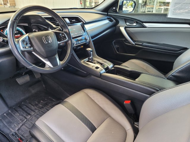 Used 2016 Honda Civic Touring image 16