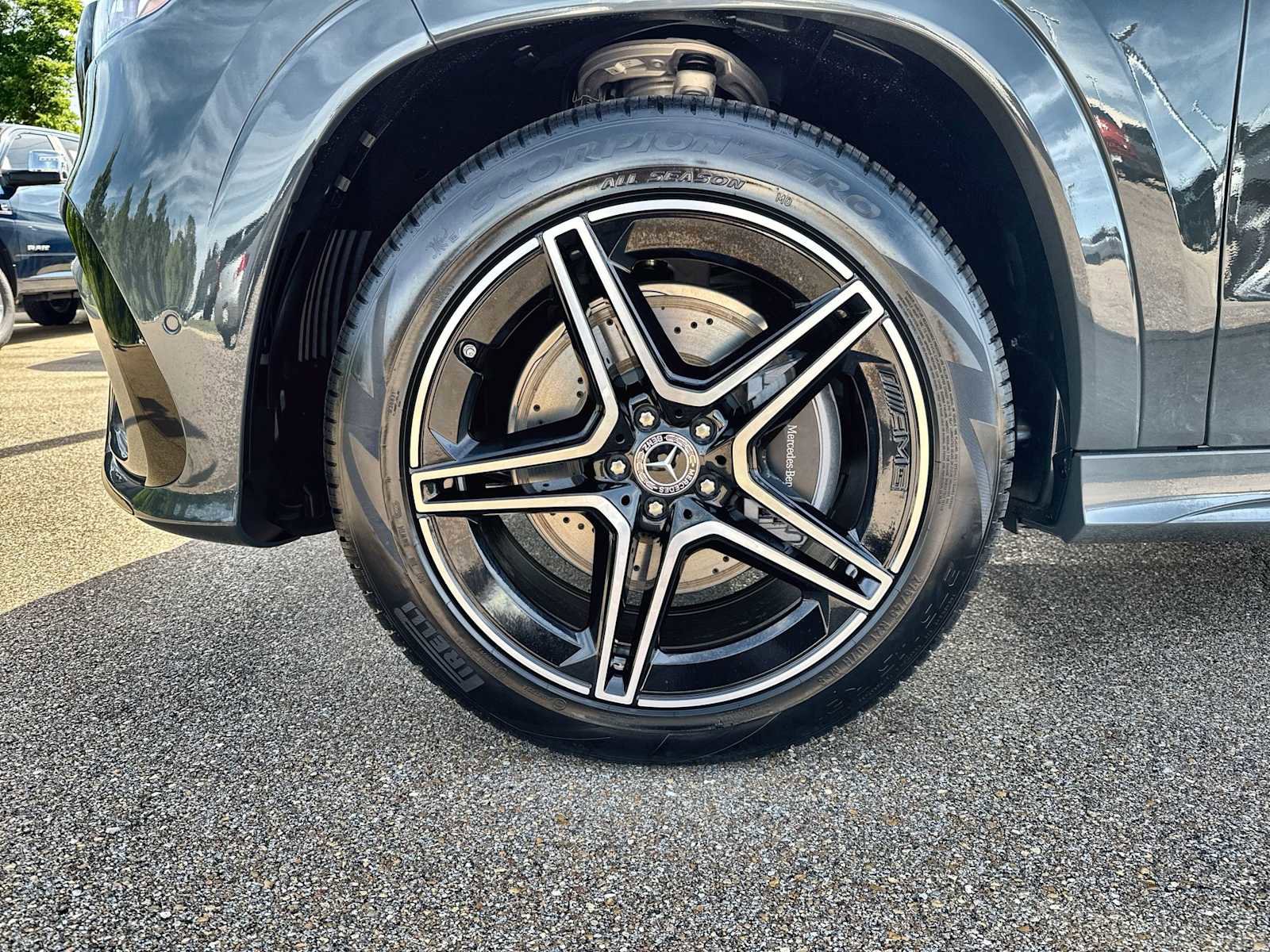 New 2026 Mercedes-Benz GLS 450 4MATIC image 14