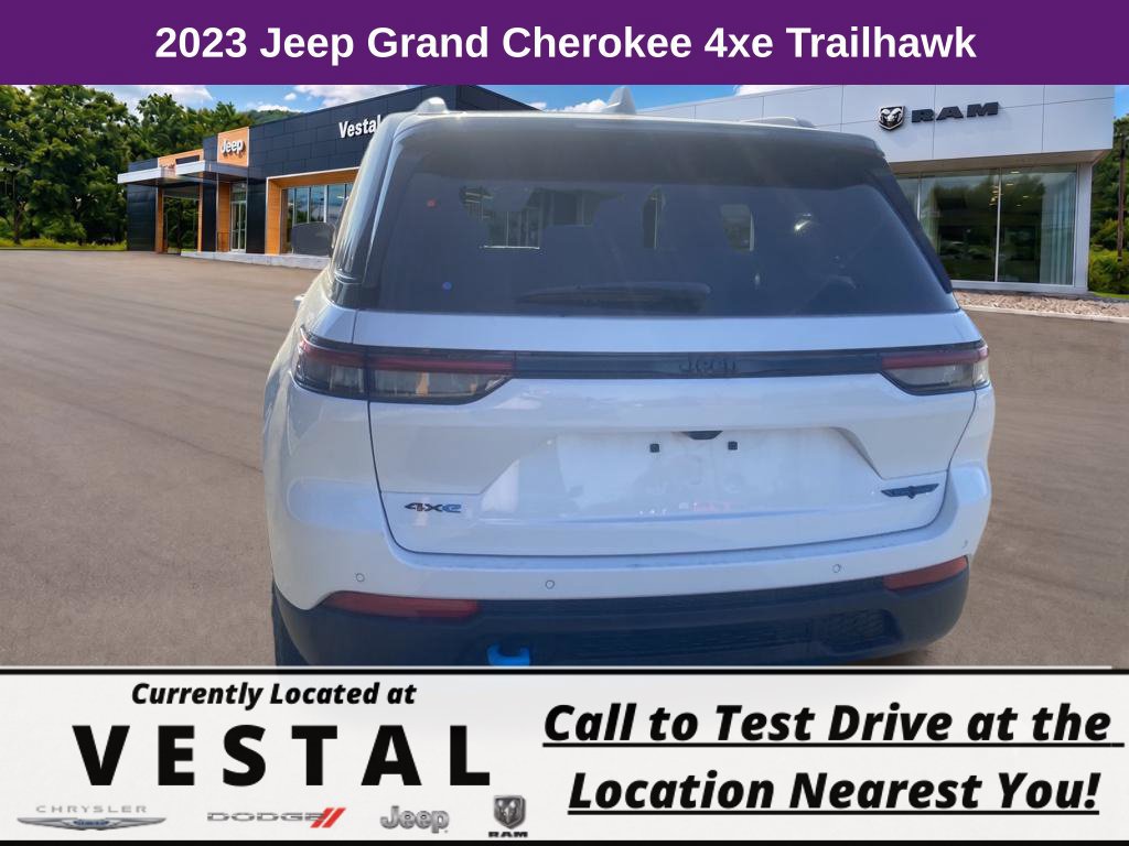New 2023 Jeep Grand Cherokee Trailhawk AWD/4WD image 8