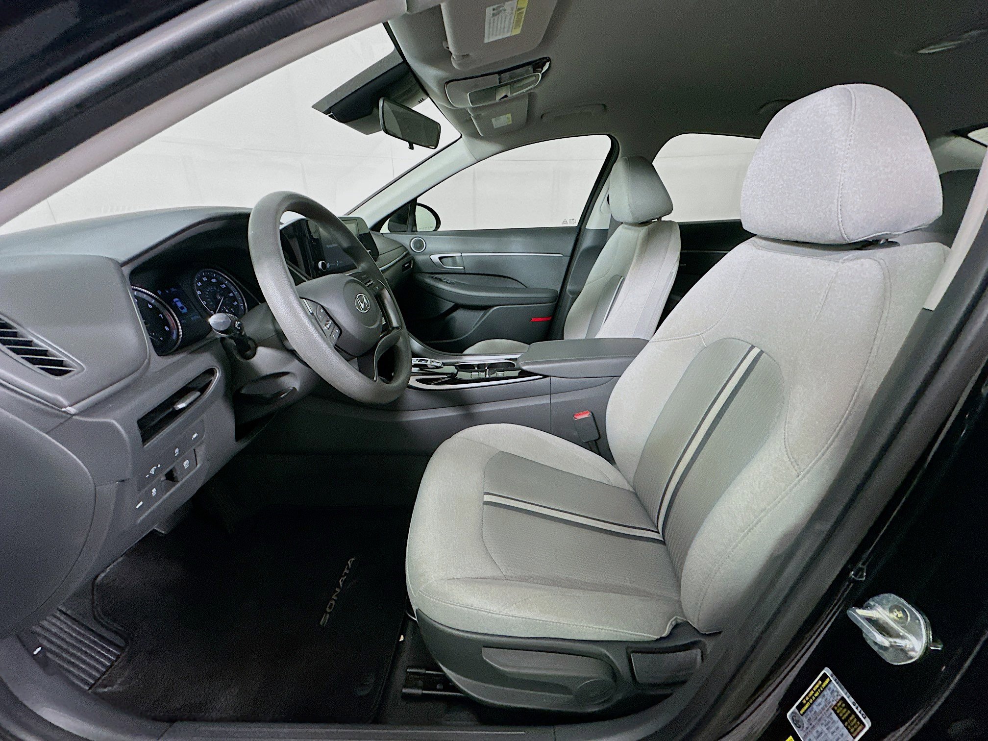 Used 2021 Hyundai Sonata SE FWD image 13