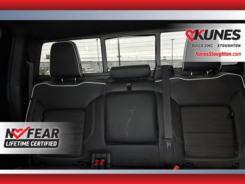 Used 2024 GMC Sierra 2500 AT4X image 36