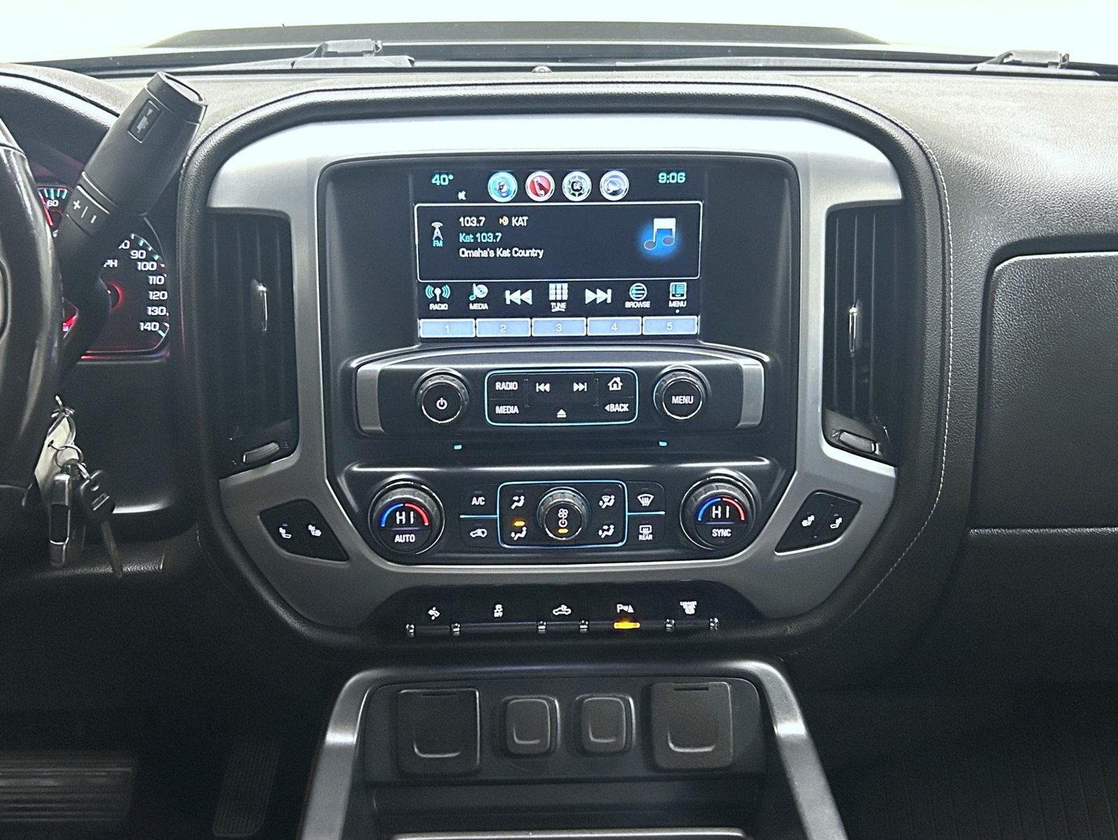 Used 2018 GMC Sierra 2500 SLT AWD/4WD image 13