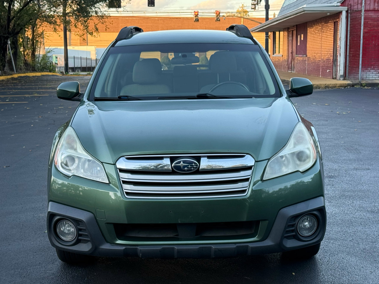 Used 2013 Subaru Outback 2.5i Premium w/ All-Weather Pkg image 5