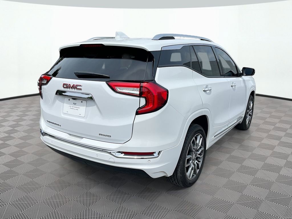 Used 2022 GMC Terrain Denali w/ LPO, Cargo Package AWD/4WD image 6