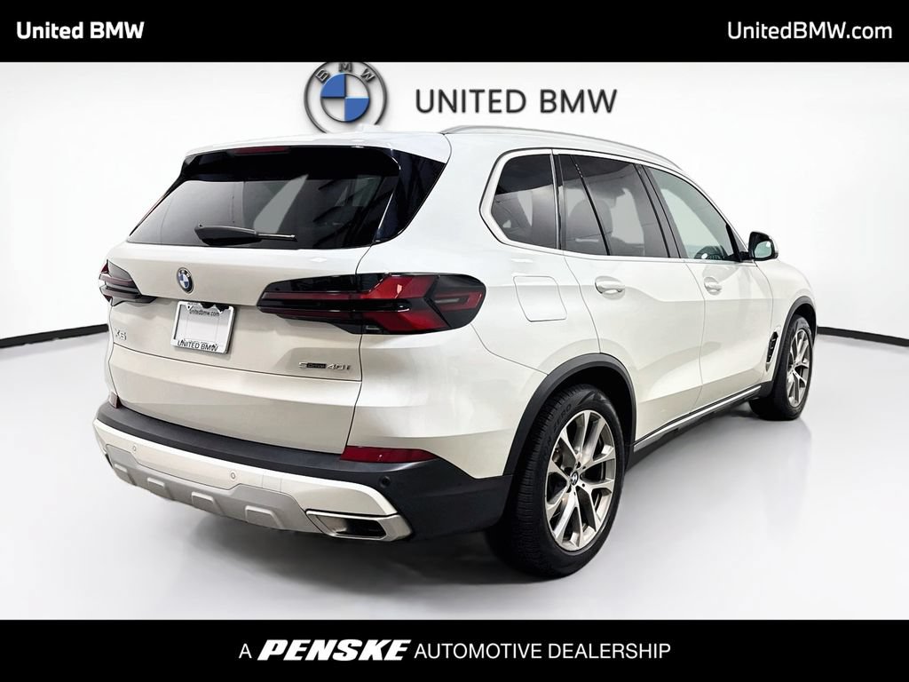 Certified 2024 BMW X5 sDrive40i w/ Premium Package RWD image 5