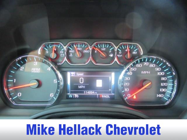 Used 2019 Chevrolet Suburban LT AWD/4WD image 7