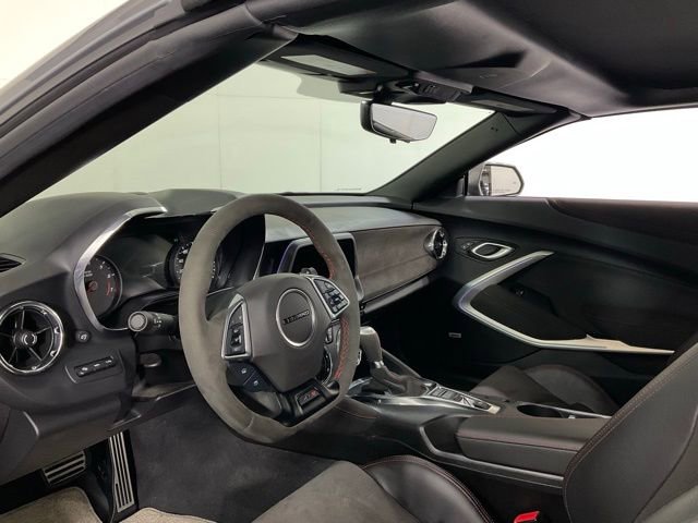 Used 2022 Chevrolet Camaro ZL1 image 21