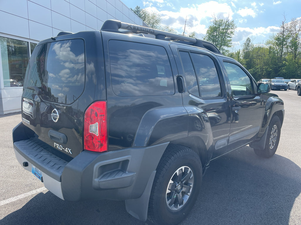 Used 2014 Nissan Xterra PRO-4X w/ Pro-4x Leather Package AWD/4WD image 4