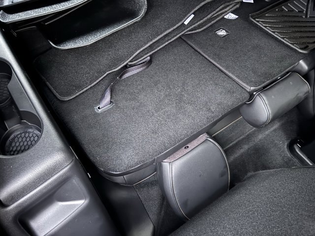 Used 2024 MAZDA CX-90 3.3 Turbo w/ Premium Package image 18