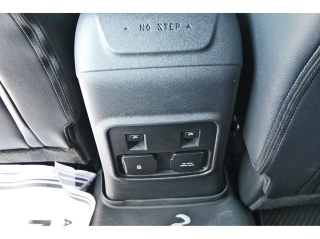 Used 2022 Ford Bronco Outer Banks AWD/4WD image 13