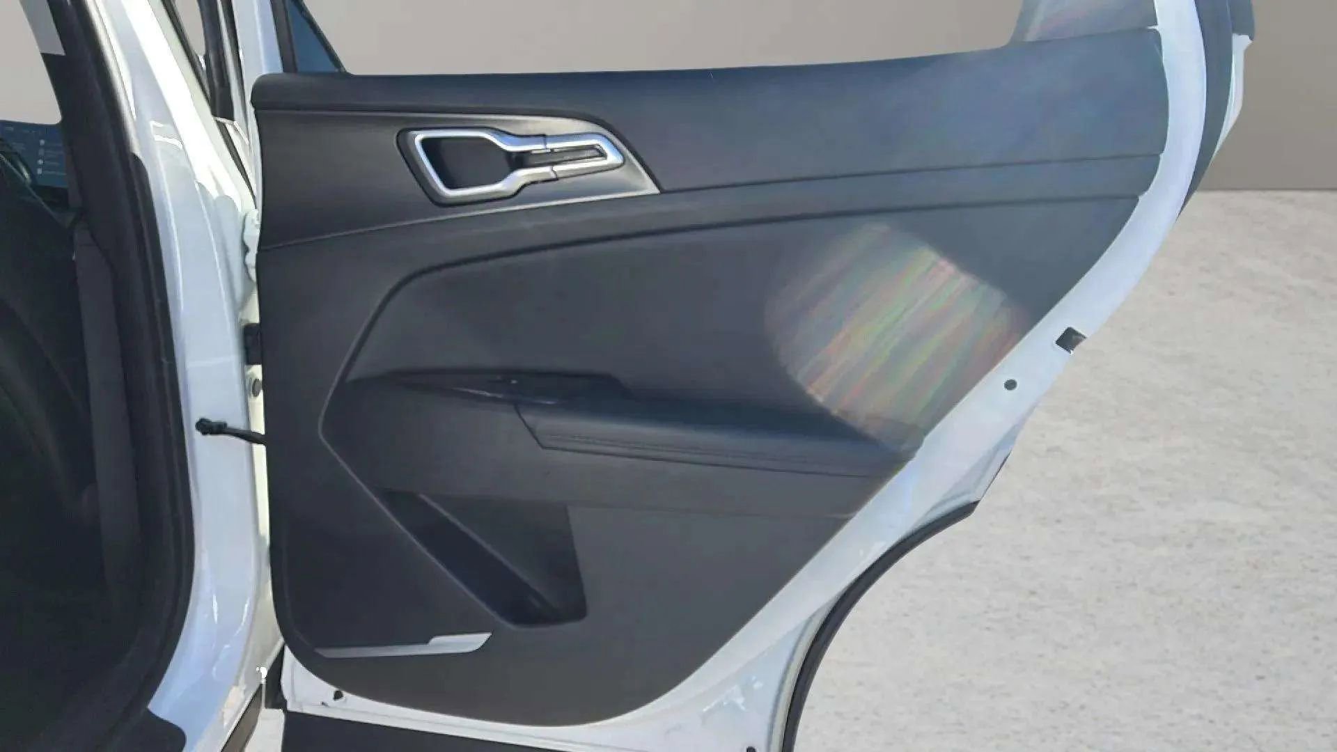 Used 2023 Kia Sportage EX image 15